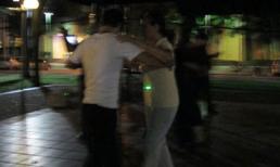 Quý bà và những cuộc "tình một đêm" trên sàn nhảy