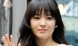 Trào lưu tóc mái lưa thưa mê hoặc kiều nữ châu Á