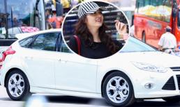 Bảo Anh được 'bạn trai' Tây chở đi ăn bằng xế hộp mới tậu