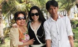 Trà Ngọc Hằng đưa mẹ đi du lịch Nha Trang