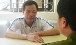 Bàng hoàng vợ nhét ma túy vào ví chồng rồi báo Công an bắt