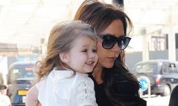 Harper cười tít mắt mừng sinh nhật bố Becks