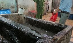 Rùng rợn công nghệ làm sạch lòng heo