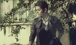 Sơn Ngọc Minh đẹp lãng tử trong single đầu tay