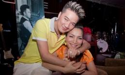 Mr Đàm ôm chặt "gái hai con" Hồng Ngọc