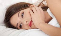 Sao em toàn gặp sở khanh?