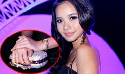 Phan Như Thảo lộ nhẫn "đính hôn", đeo đồng hồ Rolex dự sự kiện