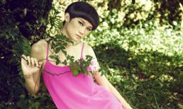 Kha Mỹ Vân rực rỡ trong khu vườn NTK Đỗ Mạnh Cường