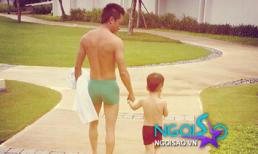 Hà Hồ tung ảnh bố con Cường Đô la ở trần "khoe" body