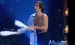 Clip "Vừa tung hứng vừa cởi quần áo" gây sốt tuần qua