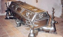 Thú chơi 'quan tài bạc tỷ' của các đại gia Sài Gòn