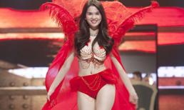 Xem lại màn trình diễn "Ngọc Trinh bị phạt" tại ĐHCD 7