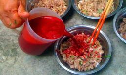 Tiết canh - Món ăn Việt Nam "kinh dị" nhất thế giới