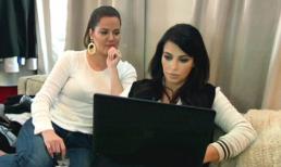 Kim 'siêu vòng ba' lần đầu "lộ diện" sau sinh