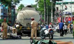 Chị đưa em gái đi thi ĐH, bị xe tải tông chết