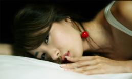 “Anh bảo không đụng vào vợ, sao vợ anh lại có thai?”