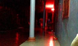 Đột nhập ‘trang trại’ mại dâm giữa cánh đồng