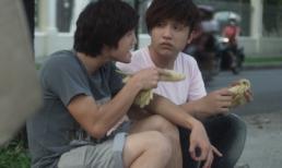 Yanbi theo chân Huỳnh Anh đi bán bắp luộc