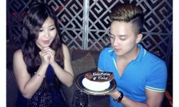 Cao Thái Sơn thổi nến, mừng sinh nhật muộn Hương Tràm