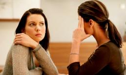 Ở với chị chồng ế, cái váy cũng không được mặc