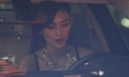 Á hậu Hoàng Yến mặc hớ hênh, mệt mỏi lái BMW về nhà