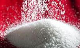 Hãi hùng nhuộm màu cho đường cát bằng chất độc