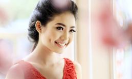 Hoa hậu Biển Ninh Hoàng Ngân dịu ngọt cùng ren