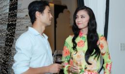 Jonhny Trí Nguyễn - Ngô Thanh Vân tình tứ bên nhau