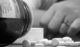 Giết vợ rồi uống 100 viên thuốc tự tử