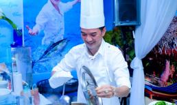 Đàm Vĩnh Hưng xuống bếp trổ tài nấu ăn