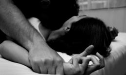 Trèo vào nhà trọ, hiếp dâm rồi giết người yêu