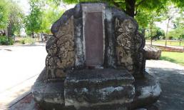 Chuyện ghê người về ngôi mộ nằm giữa thủ đô