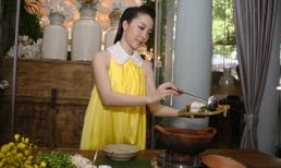 Linh Nga vào bếp trổ tài nấu nướng
