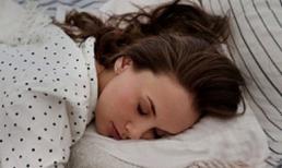 10 năm có chồng mà không được ngủ chung giường