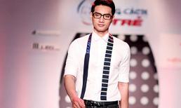 Siêu mẫu Duy Linh nam tính và phong độ trên sàn catwalk