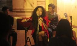 Đồng Lan tổ chức mini show