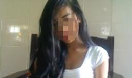 Nữ sinh 10X tiếp tục tung clip làm cô giáo giống hệt Bà Tưng