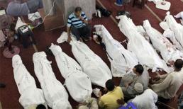 Xác người la liệt sau ‘thảm sát Cairo’