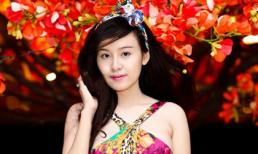 Thiếu nữ đua nhau 'thắt nơ' kiểu Bà Tưng