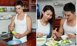 "Bạn trai" xuống bếp nấu món chay đãi "bản sao" Thủy Tiên