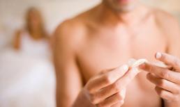 Anh "sạch sẽ" nên không phải dùng "bao"