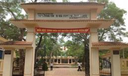 Quy định cấm nữ giáo viên mặc váy gây tranh cãi