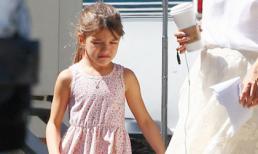 Loạt báo nước ngoài đưa tin bé Suri bị gãy tay