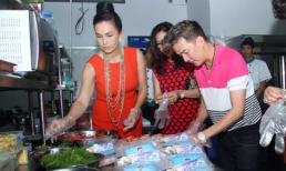 Đàm Vĩnh Hưng tự tay vào bếp nấu lẩu cá đãi bạn
