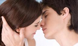 Khiến nàng ngất ngây ngay từ màn kích thích "núi đôi"