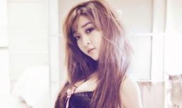 Teen girl vòng một khủng sẽ đăng ảnh nội y để kiếm sống