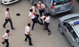 Giành đường, tài xế đánh đấm náo loạn đường phố