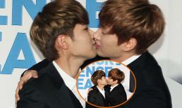 Super Junior: Fans "nháo nhào" vì Eunhuyk bất ngờ hôn "em út" Ryeowook?