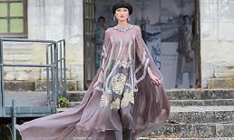 Kha Mỹ Vân khoe dáng thướt tha trên đất Pháp