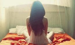 Em lo lắng vì trên tấm drap giường không có chút dấu vết nào!